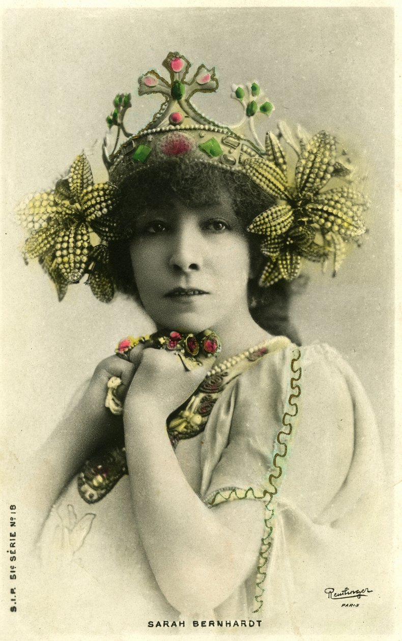 Henriette Rosine Bernard alias Sarah Bernhardt (1844-1923) como “La princesa lejana”, una obra de Edmond Rostand de Studio Reutlinger