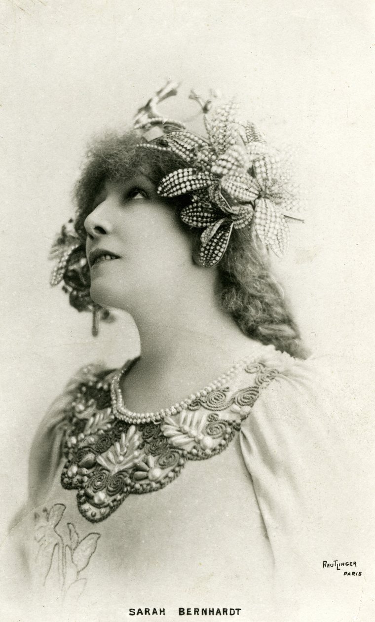Henriette Rosine Bernard alias Sarah Bernhardt (1844-1923) como “La princesa lejana”, una obra de Edmond Rostand de Studio Reutlinger
