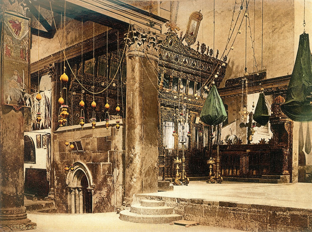 Interior de la Iglesia de la Natividad, Belén, c.1880-1900 de Swiss Photographer