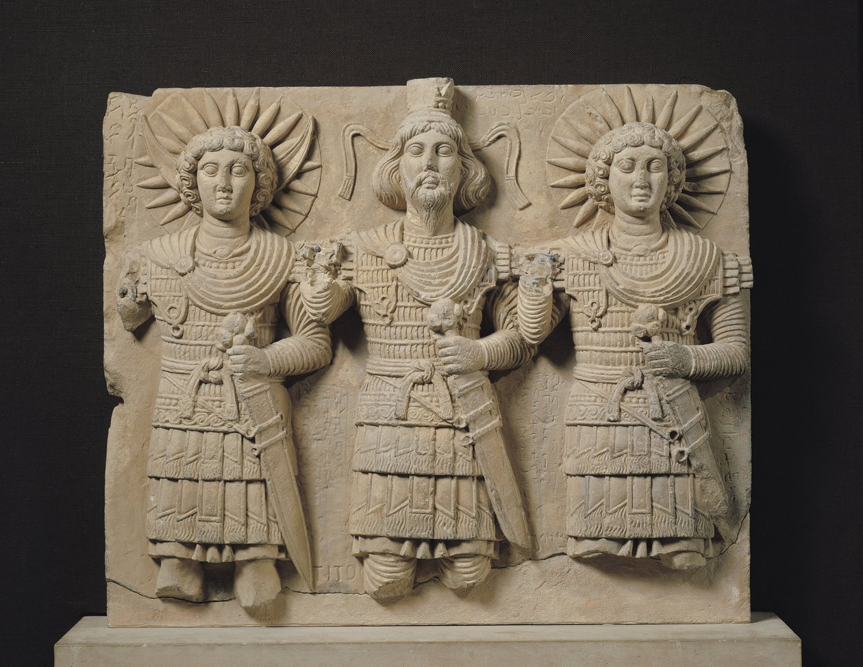 Triada de dioses palmireños, de la región de Palmira, c.150 AD de Syrian