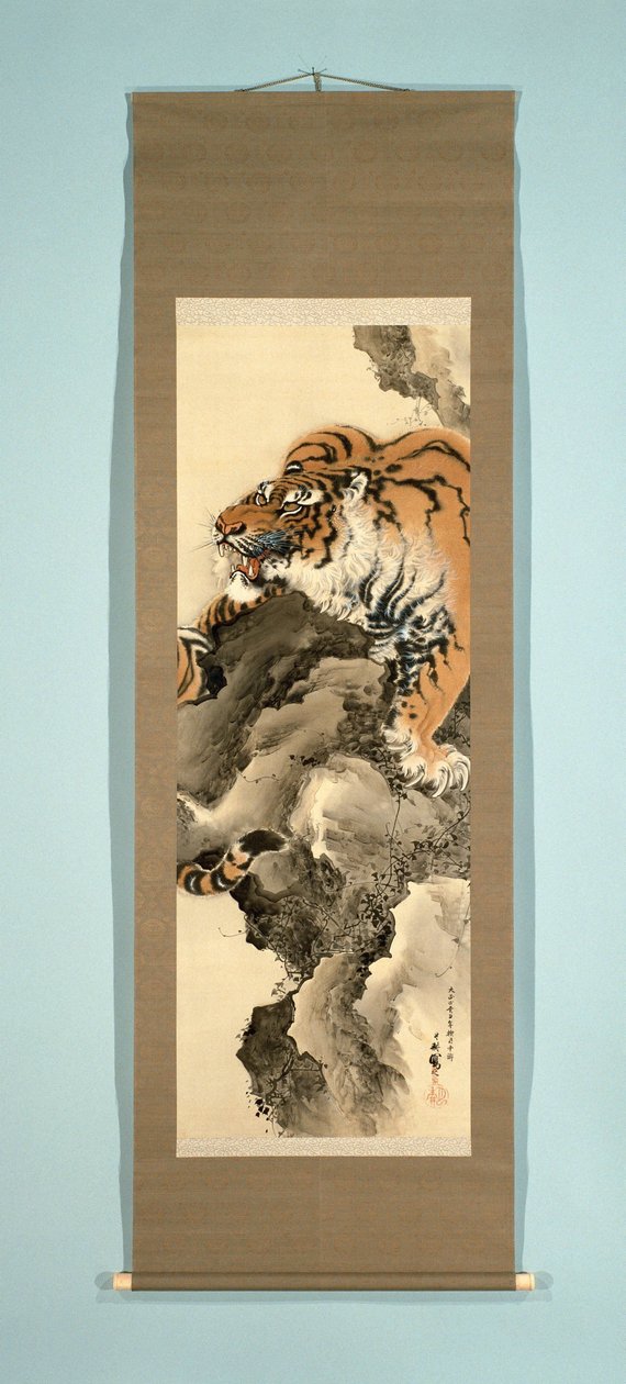 Pintura de pergamino colgante que representa a un tigre en una roca de Tanaka Gekko