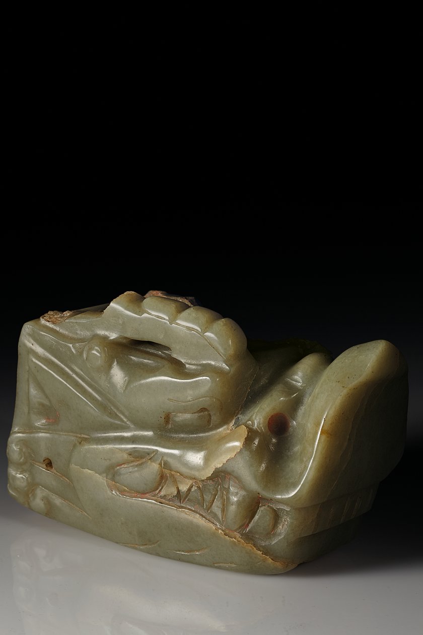 Cabeza de dragón de jade Junkunc de Tang Dynasty Chinese School
