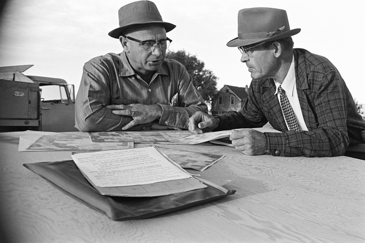 El agricultor familiar Ed Ker, del rancho A.M. Ker, es un granjero que cultiva... de Ted Spiegel
