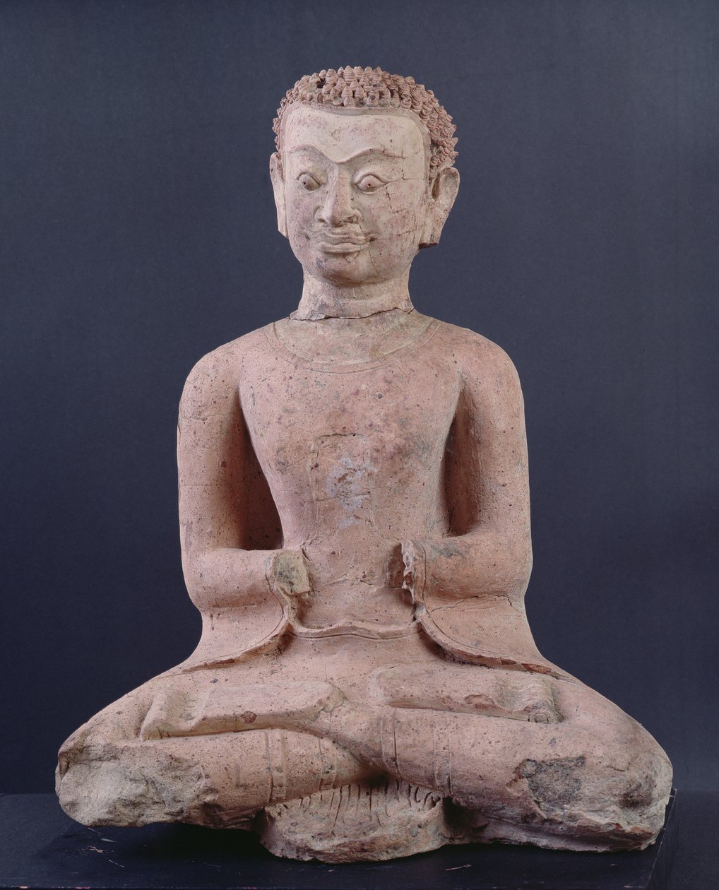 Discípulo en adoración de Thai School