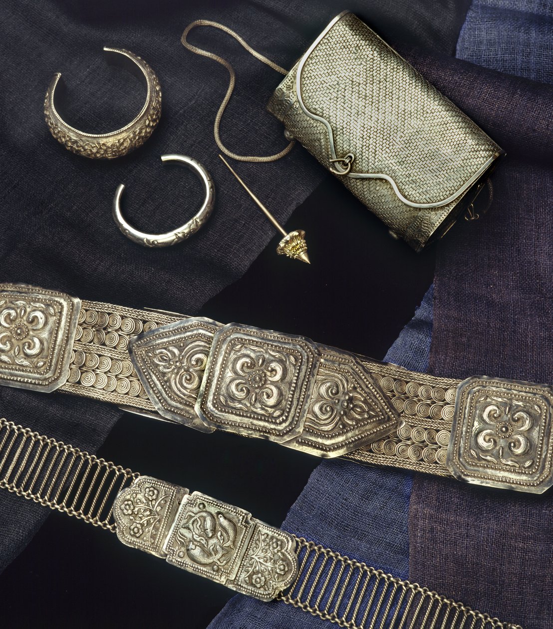 Joyería, bolso y cinturones, Tailandia de Thai School