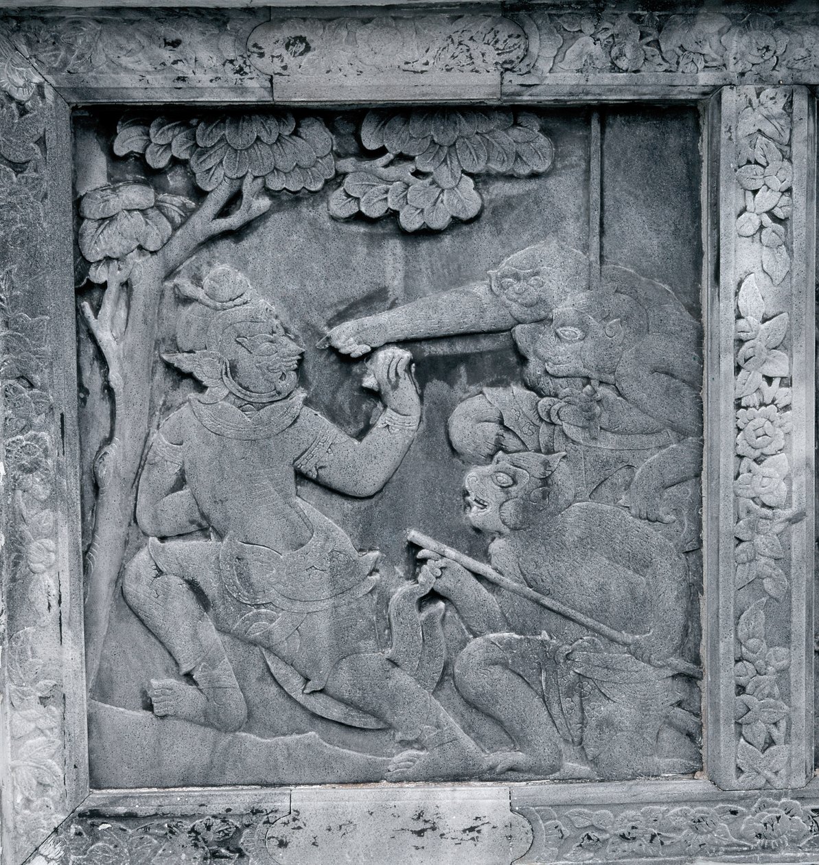 Uno de una serie de relieves que representan el Ramakien (Ramayana) de Thai School