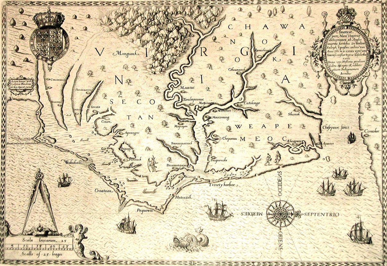 Mapa de 1590 grabado por Theodore de Bry a partir de una acuarela del colono inglés John White, gobernador de Roanoke. Virginia y costa con pequeñas islas y Roanoke en la desembocadura del río. Tierras nativas de Secotan y Weapemeoc. de Theodor de Bry