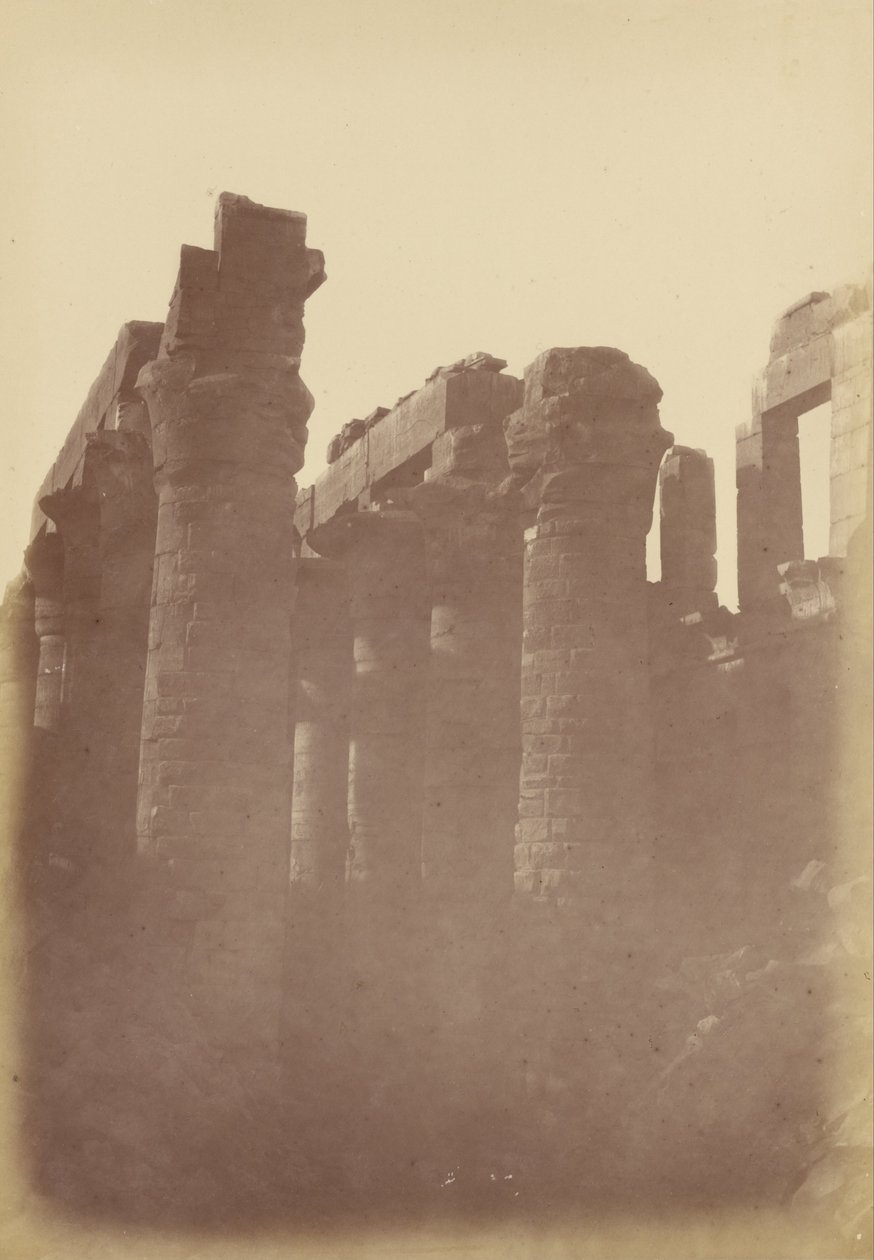 Vista Cercana de los Pilares de la Sala Hipóstila, Karnak de Théodule Devéria