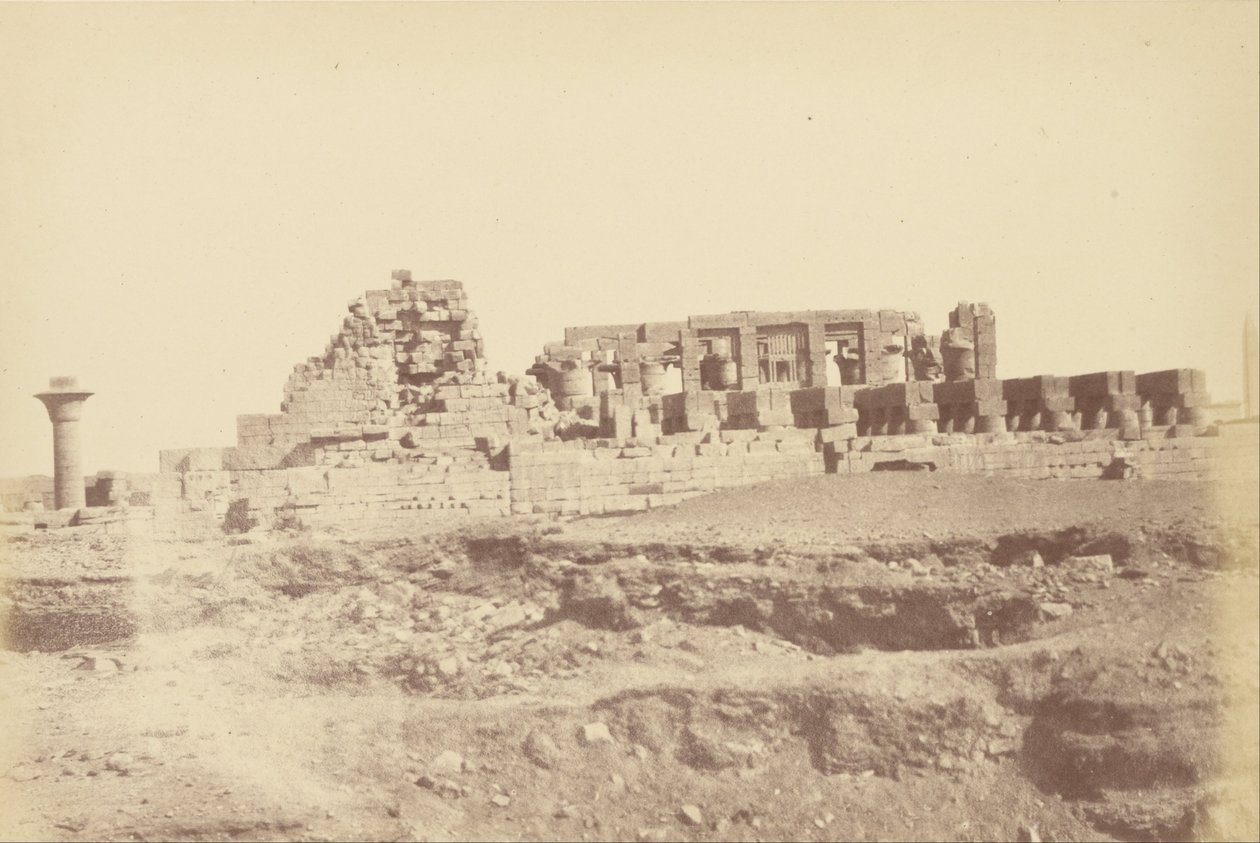 (vista general de Karnak incluyendo el paseo cubierto de Tothmes III) de Théodule Devéria