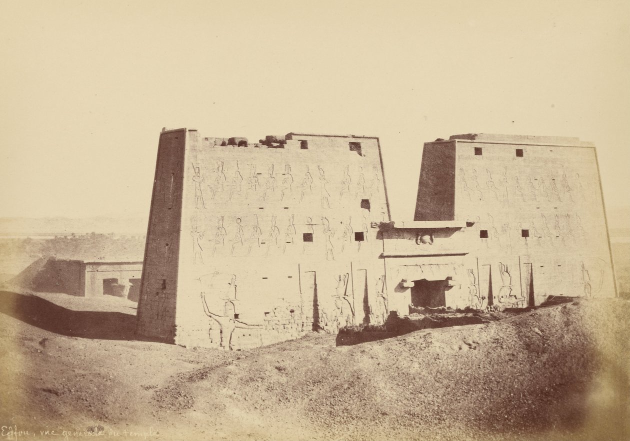 (vista general del Templo de Edfu) de Théodule Devéria