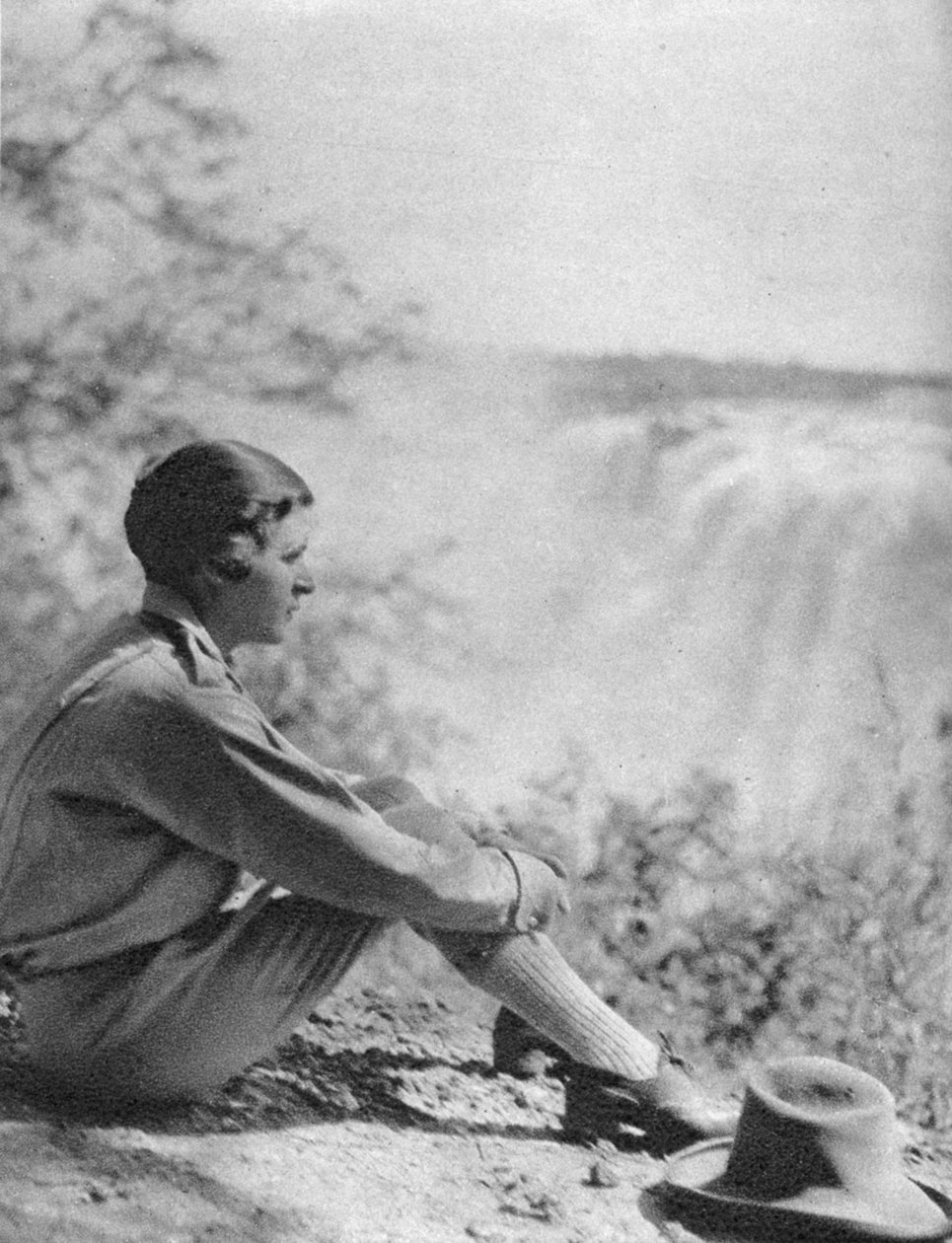 Stella Court Treatt en las Cataratas Victoria, Livingstone a Broken Hill, Rhodesia del Norte, 1925 1927 de Thomas A. Glover