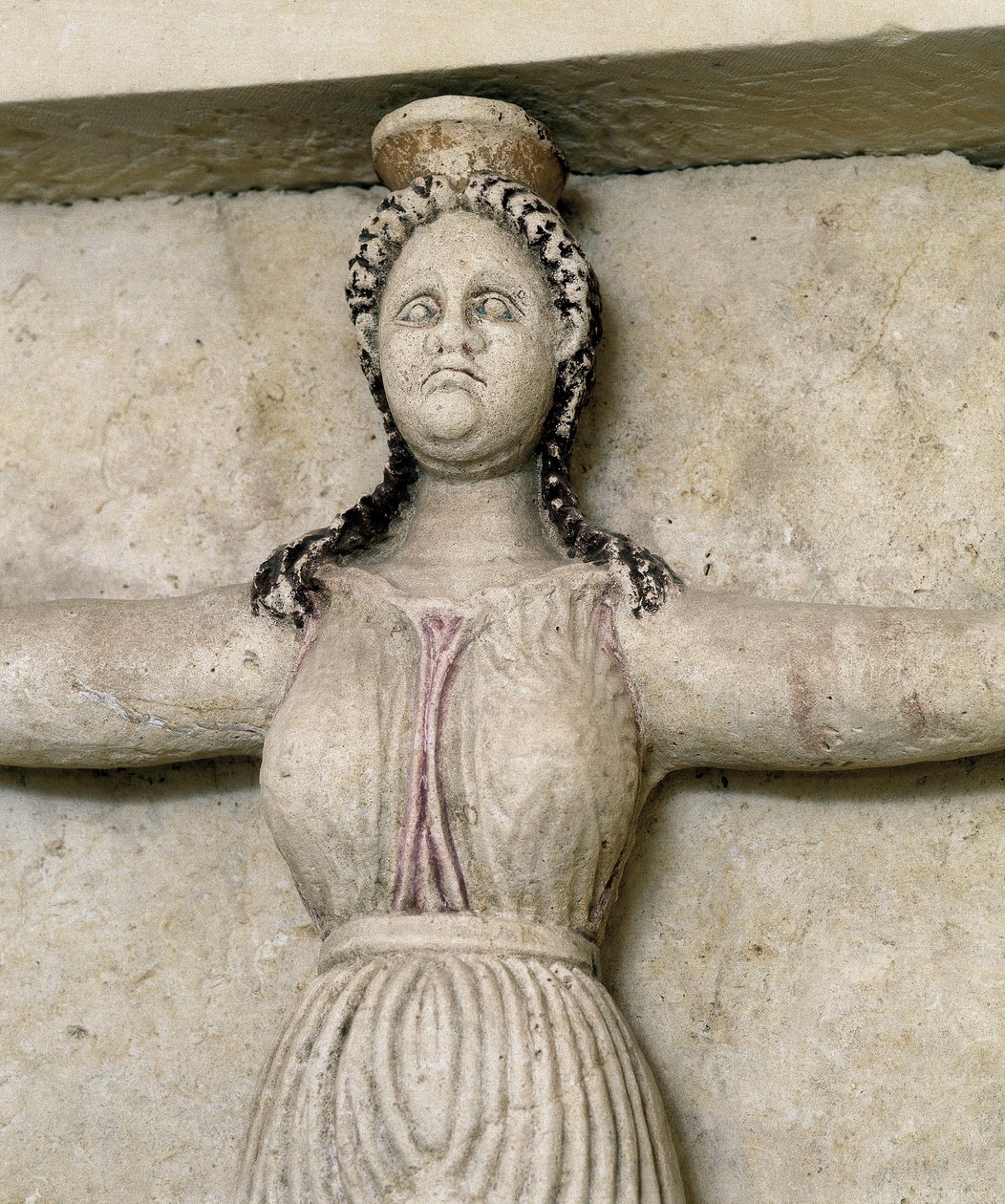 Tumba tracia de Sveshtari, detalle de una estatua de mujer en Atlas, siglo III a.C. de Thracian Thracian