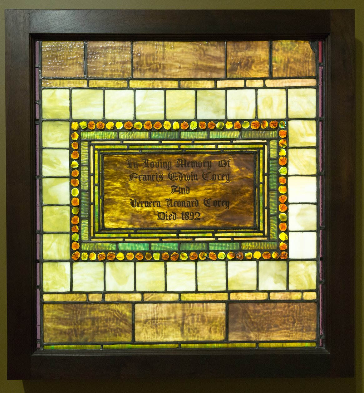 Lirios (Ventana conmemorativa de Corey) de Tiffany and Company