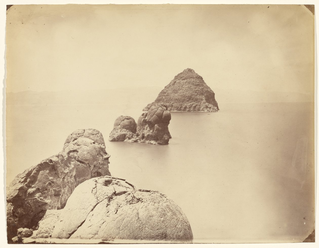 Cúpulas de toba, Pyramid Lake, Nevada de Timothy H. O