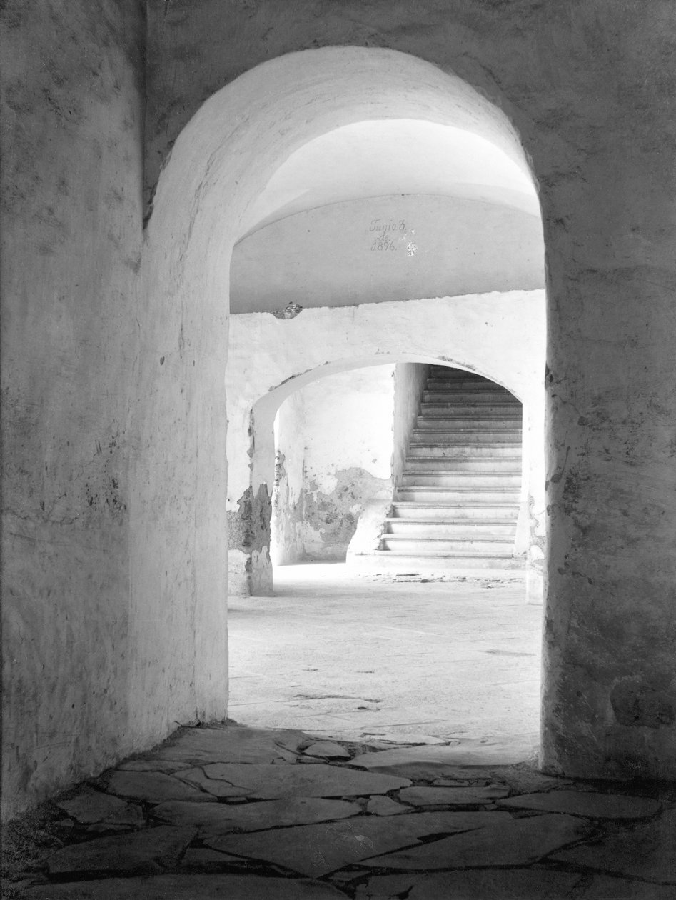 En el Convento de Tepotzotlán, México, 1924 de Tina Modotti