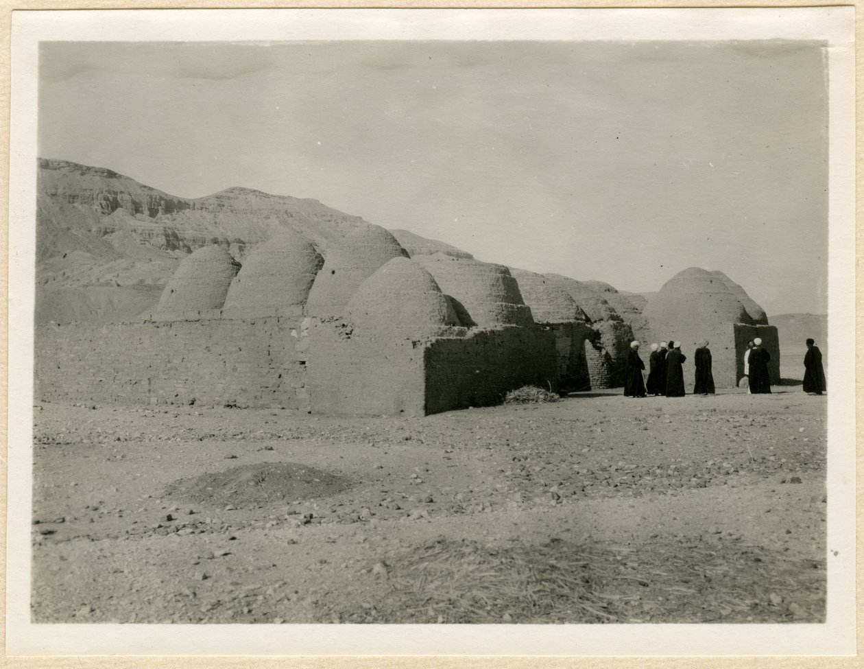 Monasterio de los Santos Teodoro y Acladio, Medinet Habu, Egipto, fotografía de Ugo Monneret de Villard de Ugo Monneret de Villard