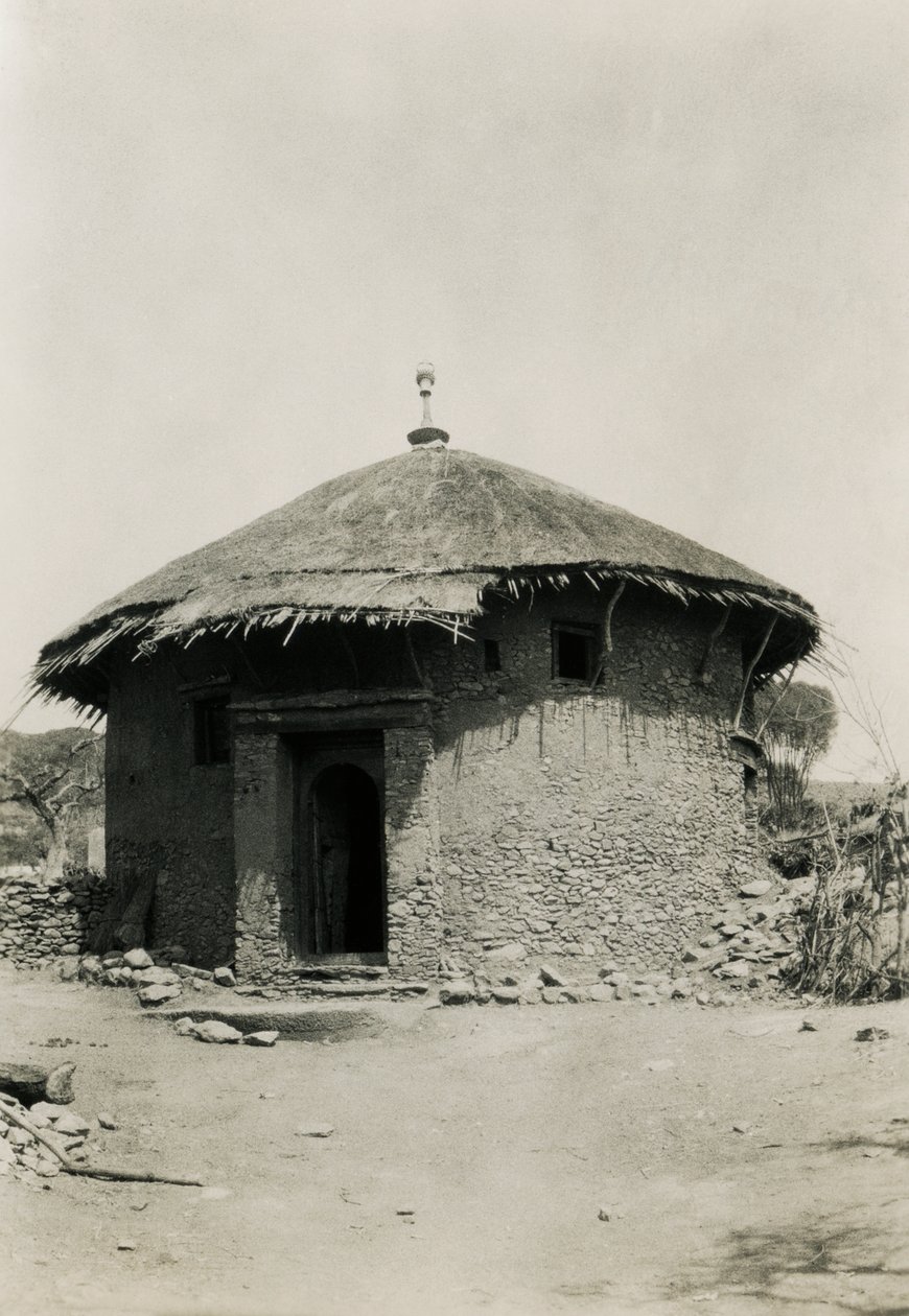 Choza redonda con tejado de paja, Axum, Etiopía, fotografía de Ugo Monneret de Villard de Ugo Monneret de Villard