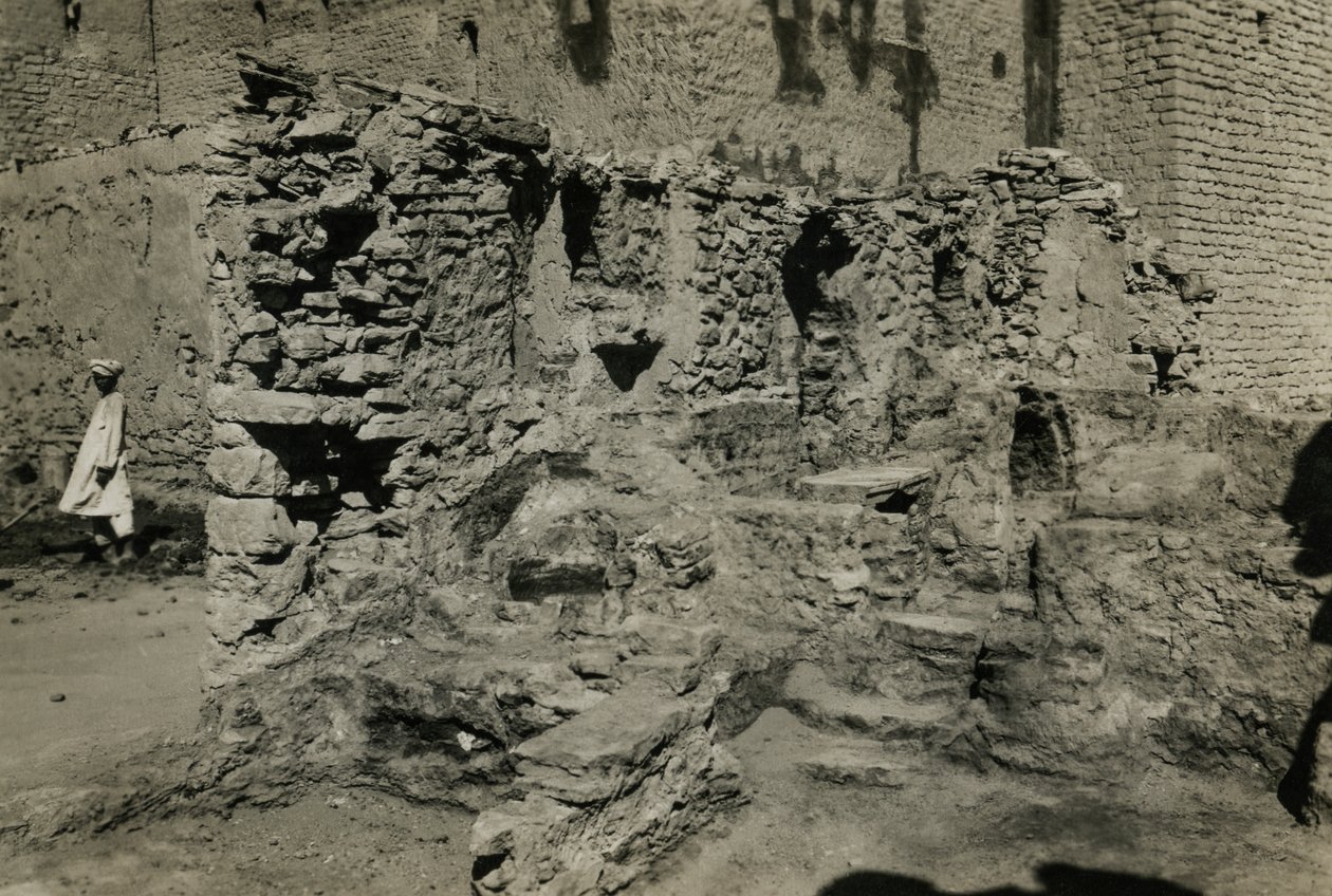 Ruinas de la iglesia del Monasterio de San Simeón, Asuán, Egipto, fotografía de Ugo Monneret de Villard de Ugo Monneret de Villard