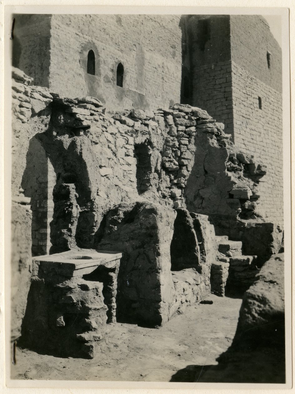 Ruinas de una fábrica de sal, Monasterio de San Simeón, Asuán, Egipto, fotografía de Ugo Monneret de Villard de Ugo Monneret de Villard