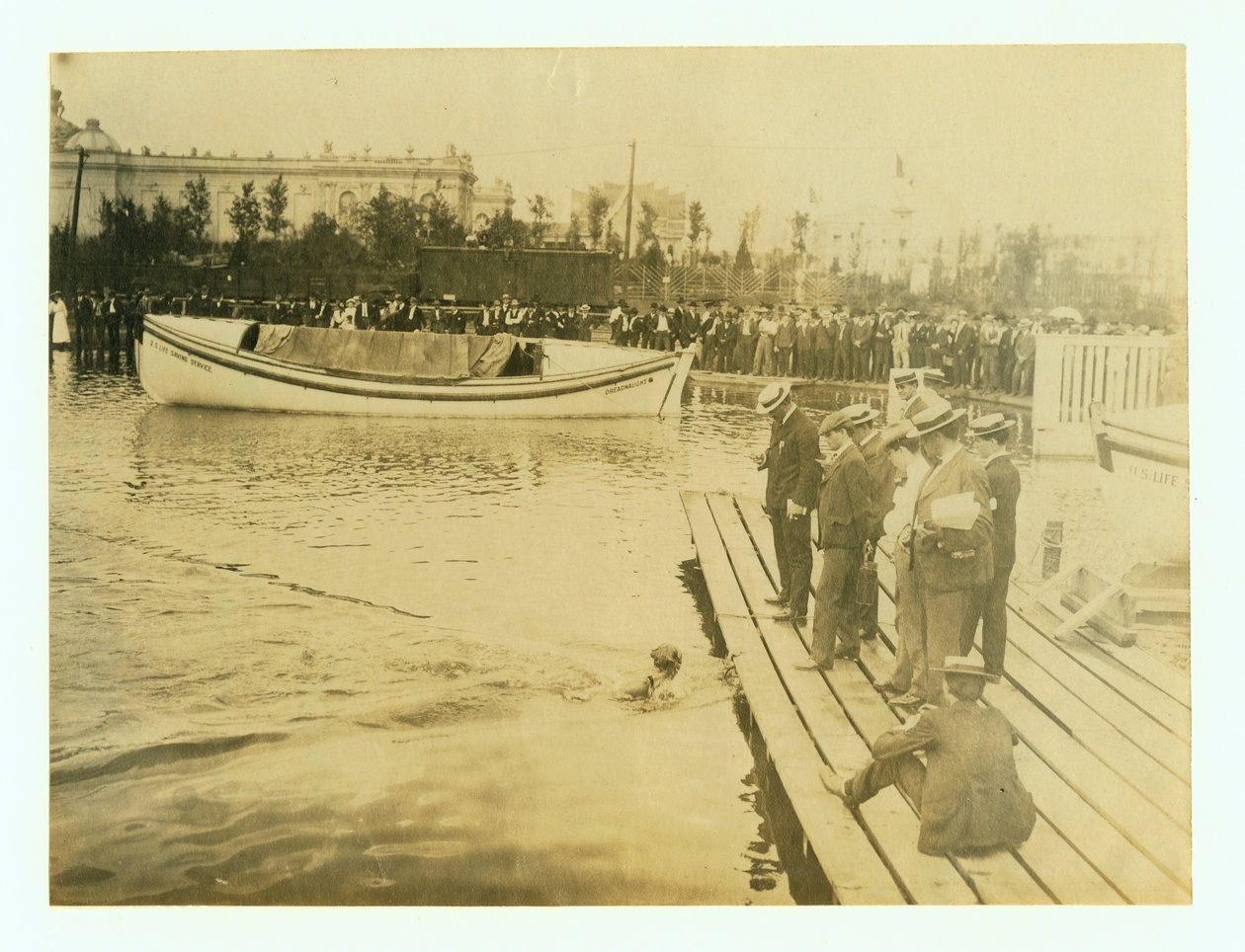 Juegos Olímpicos de 1904 - Daniels del New York Athletic Club ganando la carrera de natación de 440 yardas de Unbekannt Unbekannt
