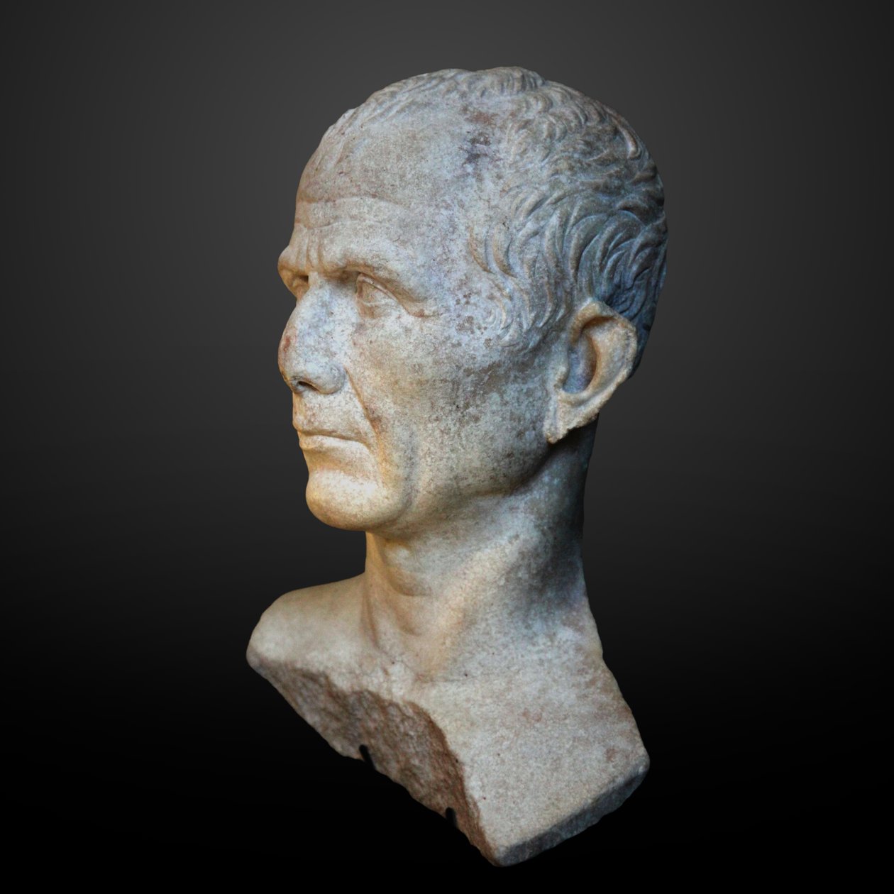 Busto presunto de César (RHO.2007.05.1939) fotografiado en Ginebra durante la exposición temporal César et le Rhône de Unbekannt Unbekannt