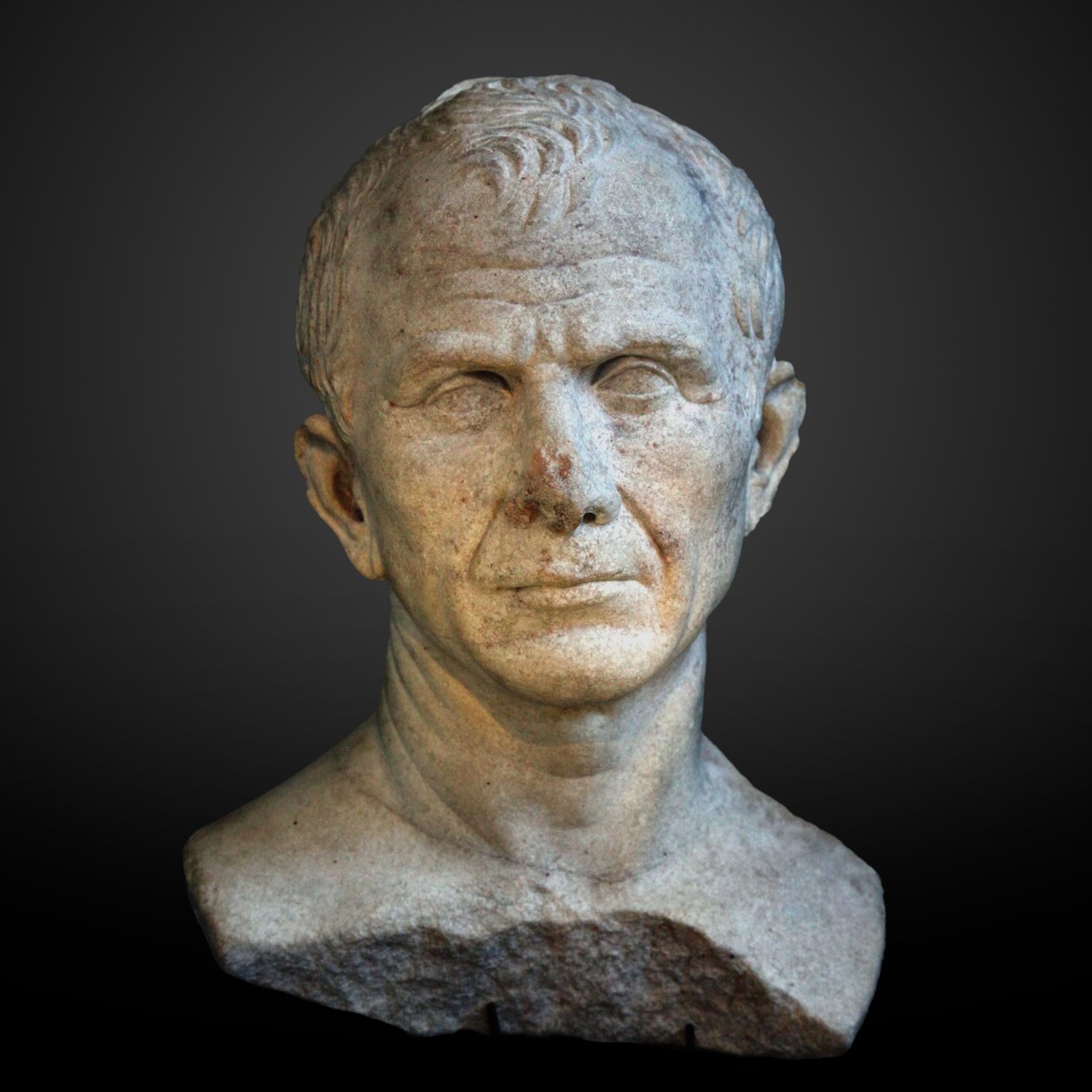 Busto presunto de César (RHO.2007.05.1939) fotografiado en Ginebra durante la exposición temporal César et le Rhône de Unbekannt Unbekannt