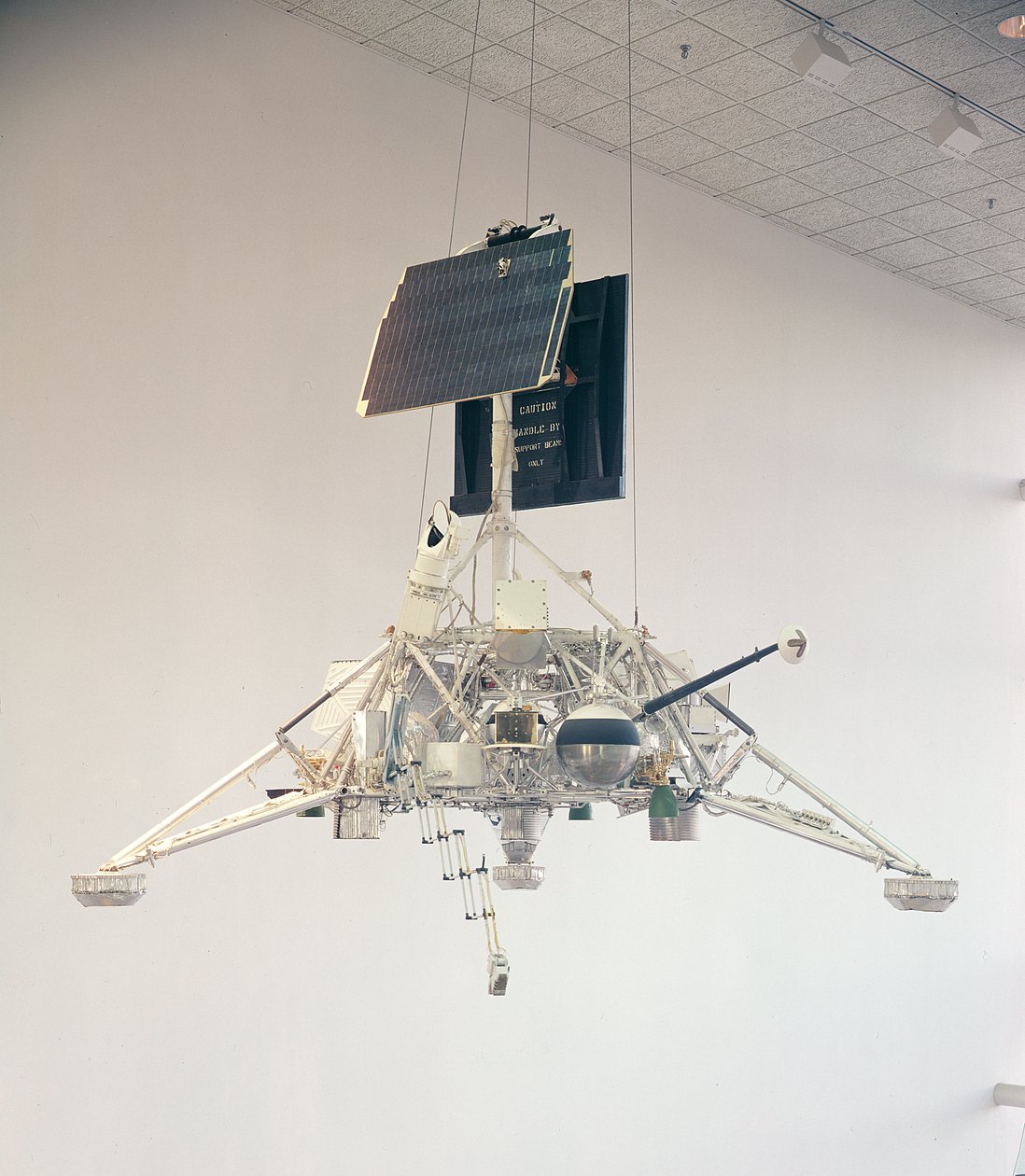 Modelo de ingeniería del vehículo de exploración lunar Surveyor de Unbekannt Unbekannt