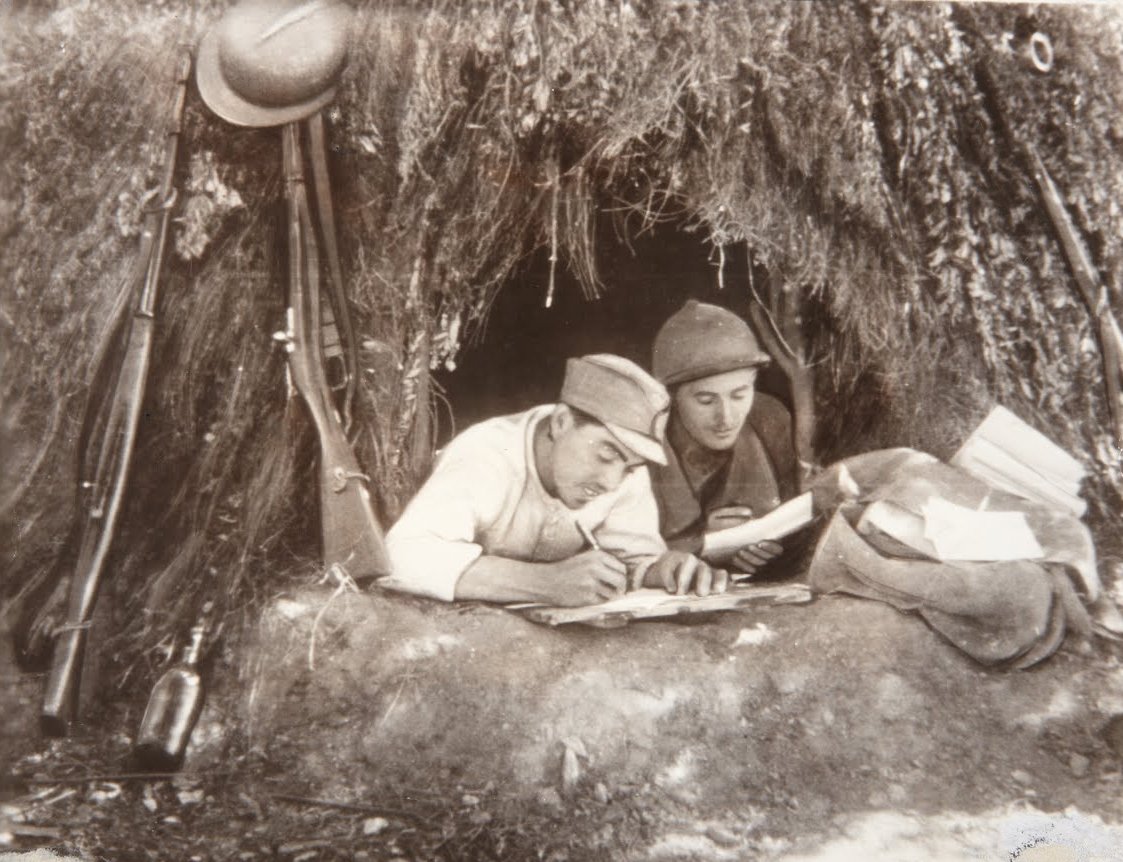 Milicianos del General Miaja escribiendo cartas de Unbekannt Unbekannt