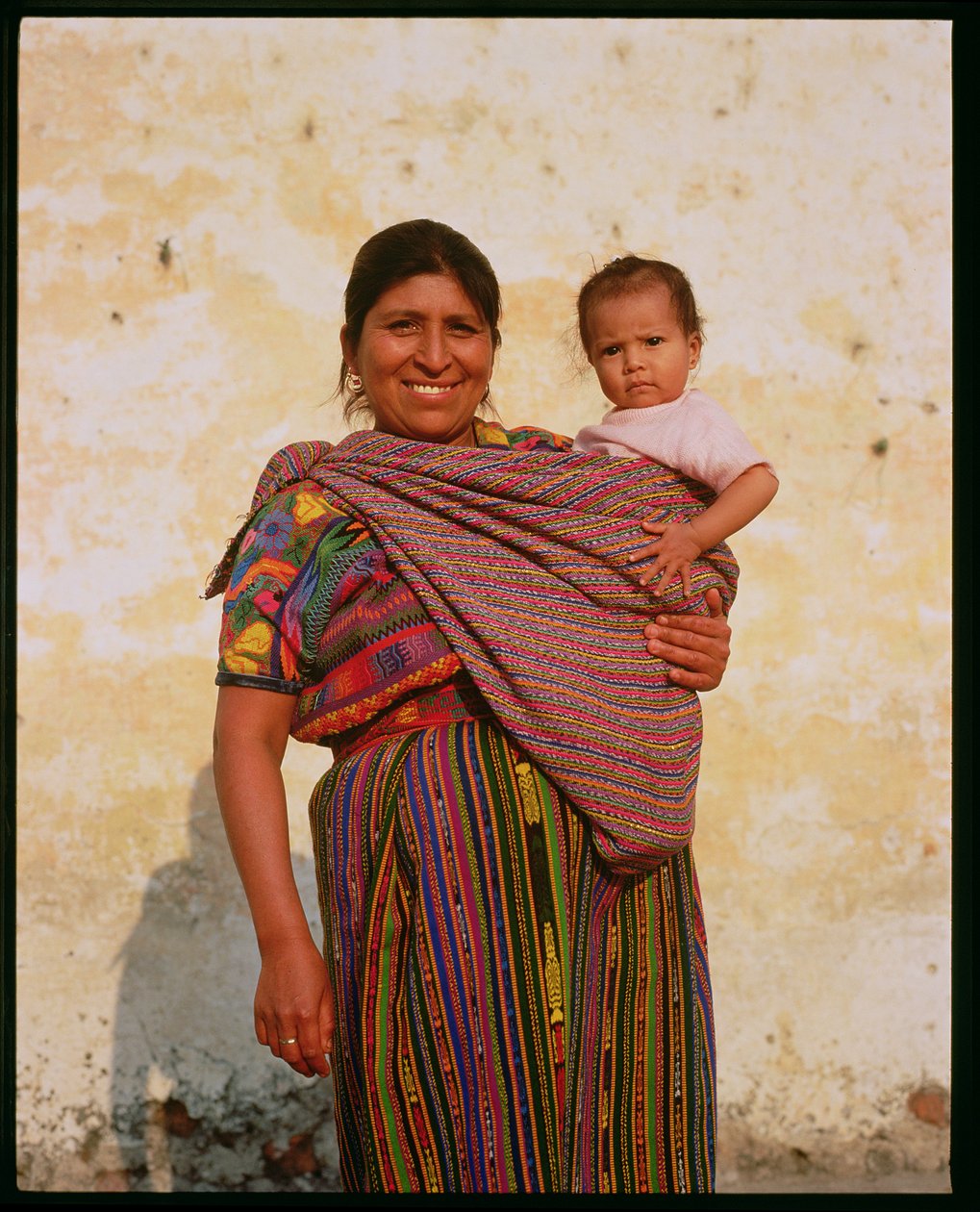 Madre e hijo indios de frente de Unbekannt Unbekannt