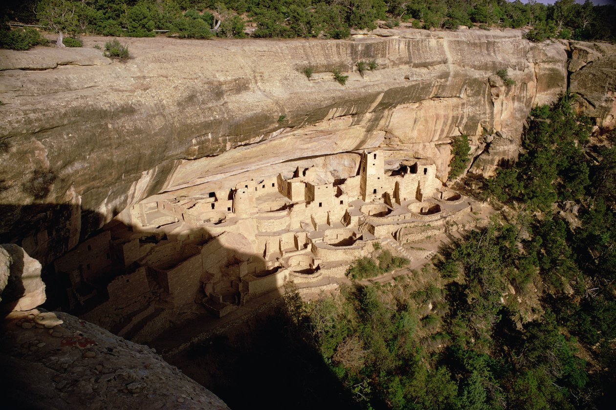 Restos de viviendas en acantilados de indios Pueblo, construidas entre los siglos XI y XIV de Unbekannt Unbekannt