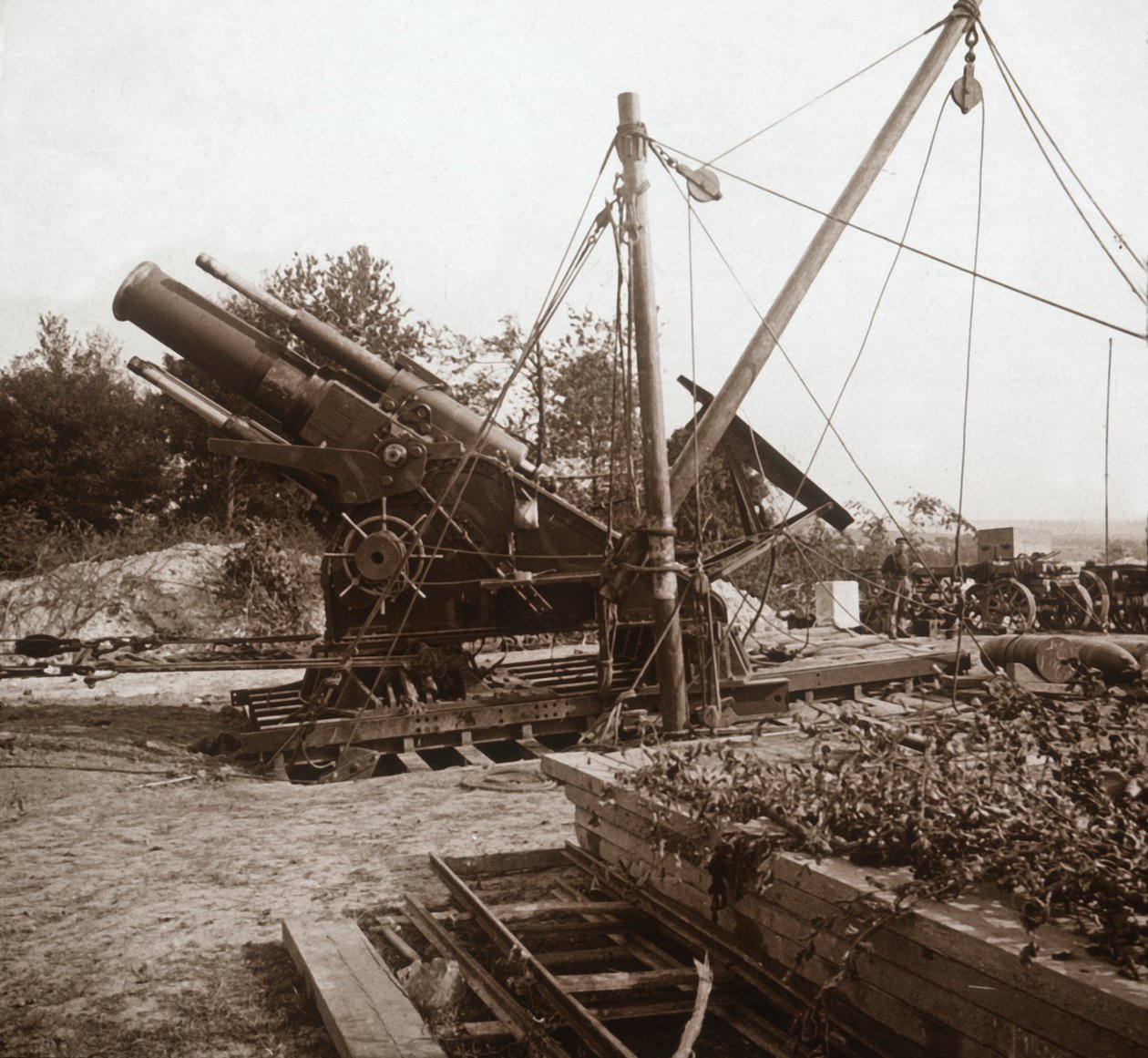 Mortero 220, Genicourt, norte de Francia de Unbekannt