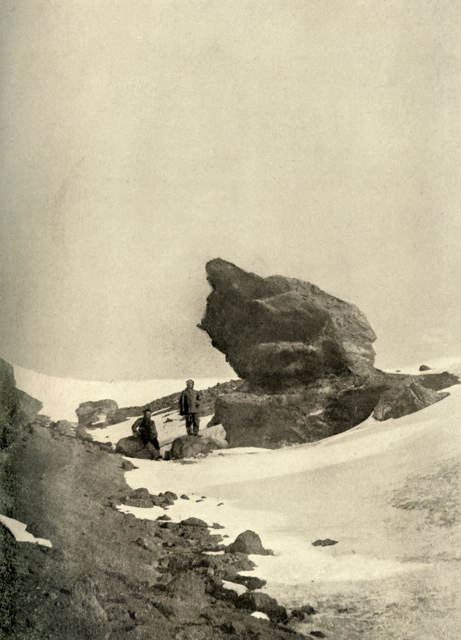 Un gran canto rodado de Kenia cerca de los cuarteles de invierno, c. 1908, 1909 de Unbekannt