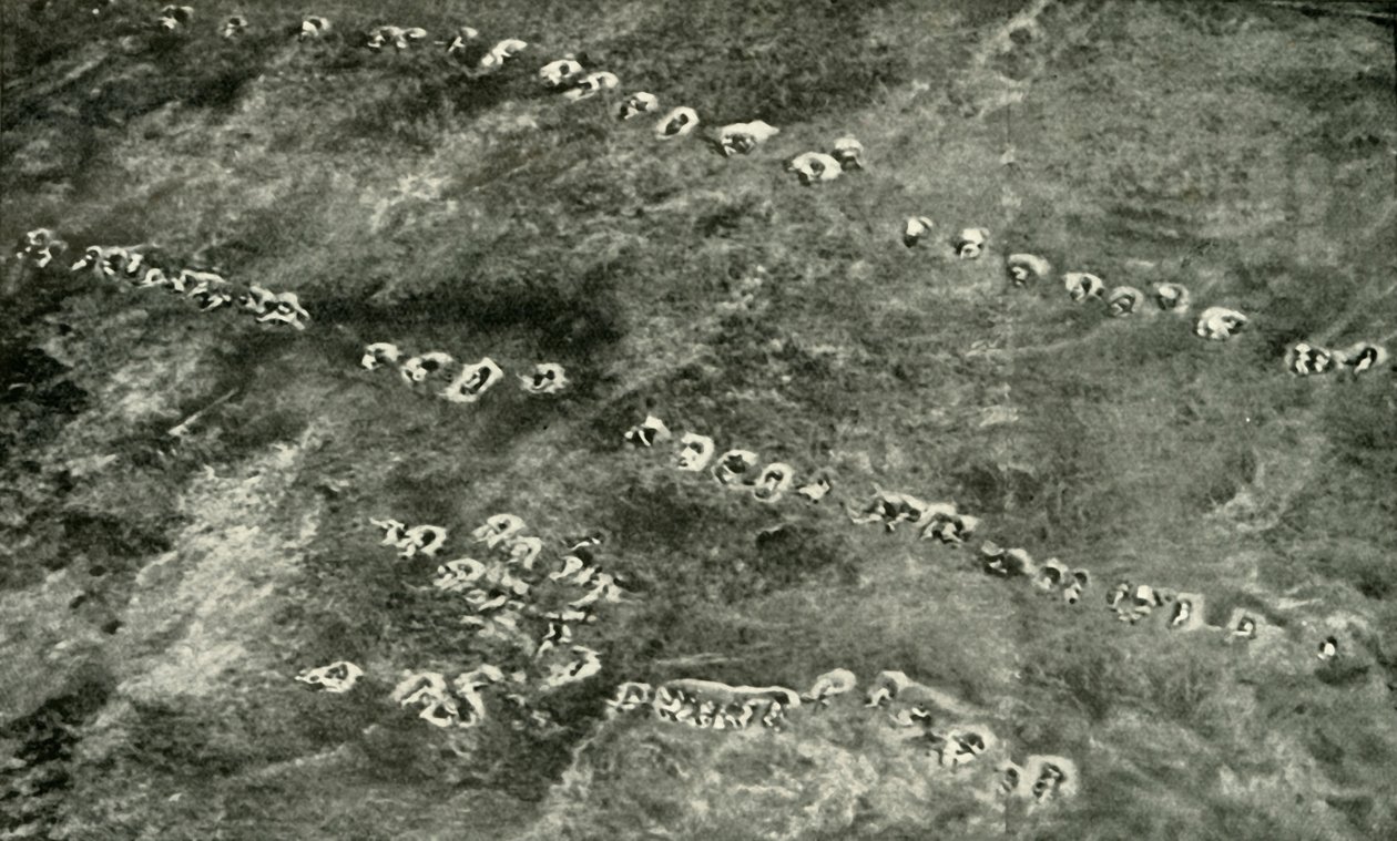 Un ataque de infantería a través de la Tierra de Nadie, 1919 de Unbekannt
