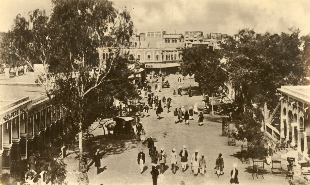 Una parte del Sadar Bazar, Rawalpindi - Tomada desde la Puerta Massy, c1918-c1939 de Unbekannt