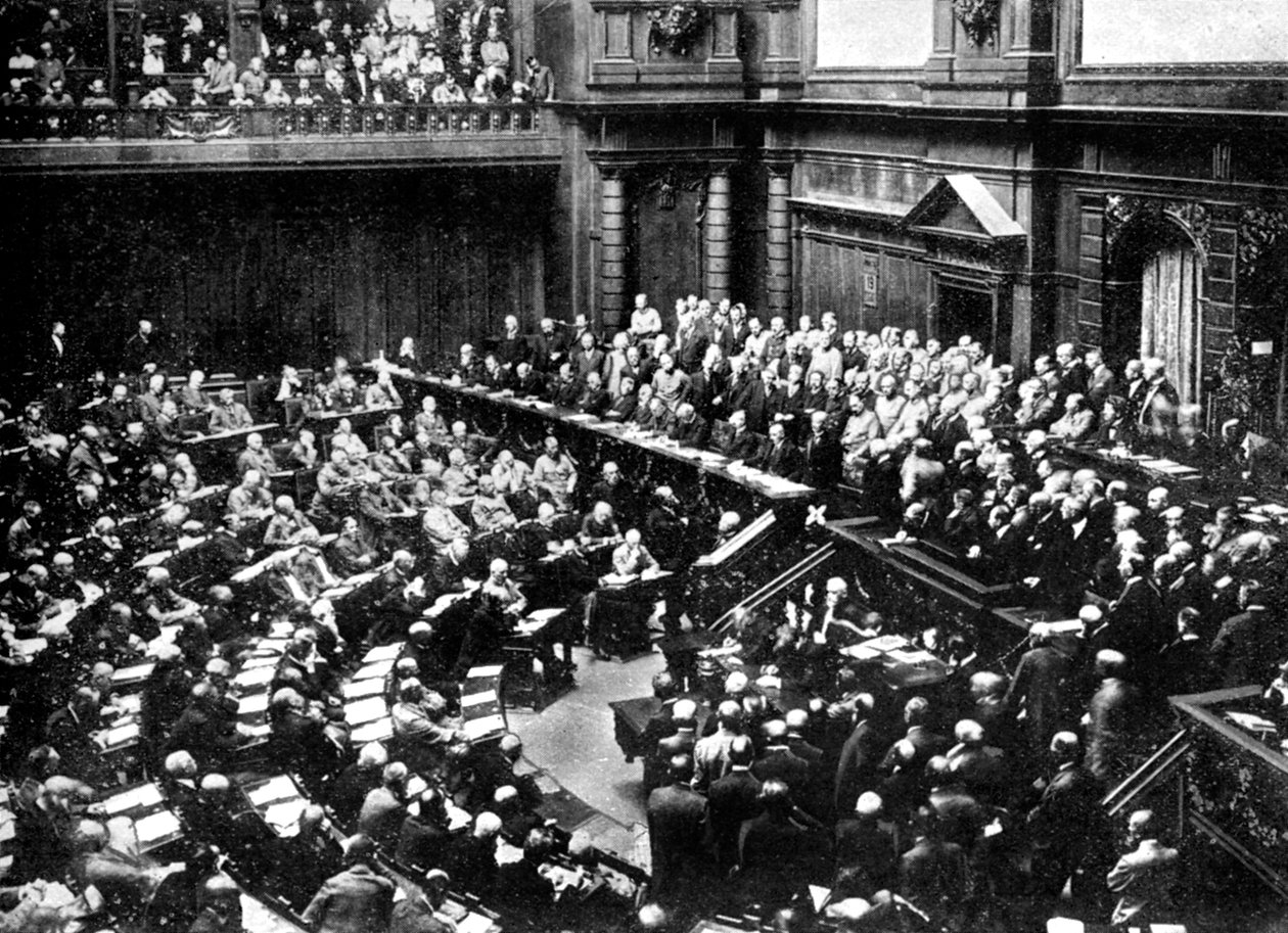 Una sesión típica del Reichstag, Parlamento de la República Alemana, 1926 de Unbekannt