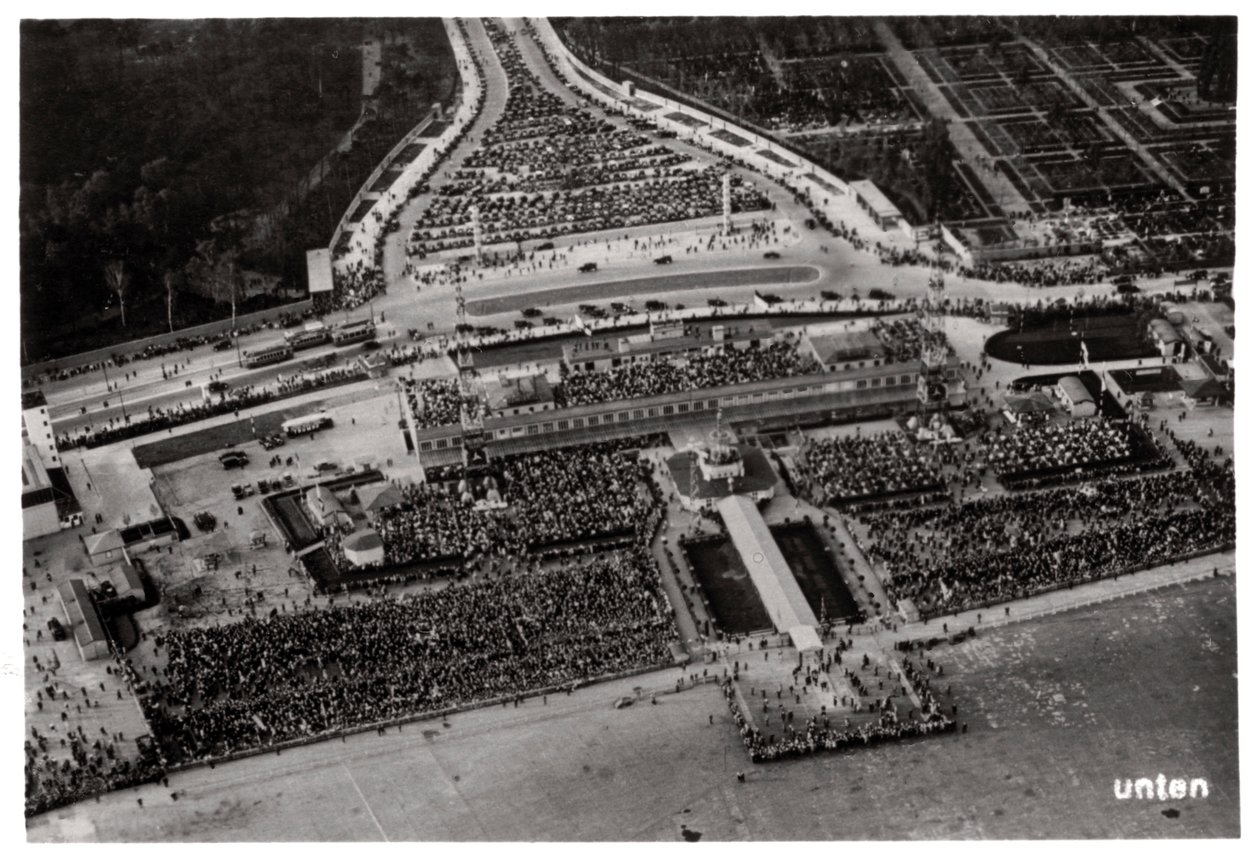 Vista aérea del aeropuerto de Berlín Tempelhof, Alemania, desde un Zeppelin, c1931 1933 de Unbekannt