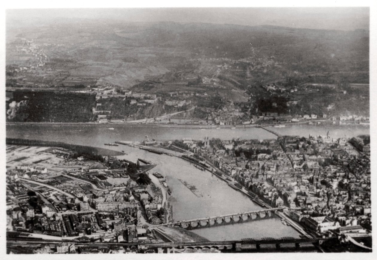 Vista aérea de Coblenza, Renania-Palatinado, Alemania, desde un zepelín de Unbekannt