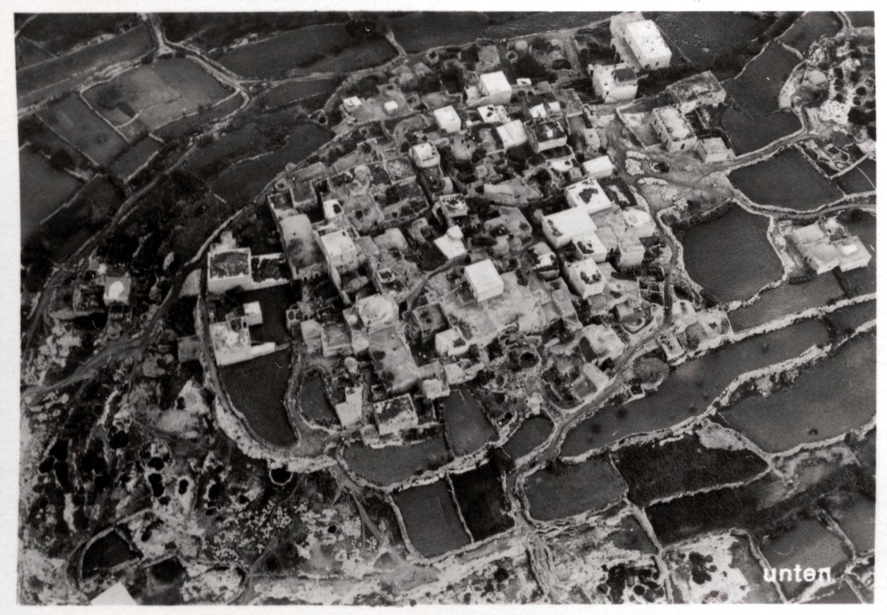 Vista aérea de las alturas alrededor de Jerusalén, Palestina, desde un Zeppelin, 1931 1933 de Unbekannt