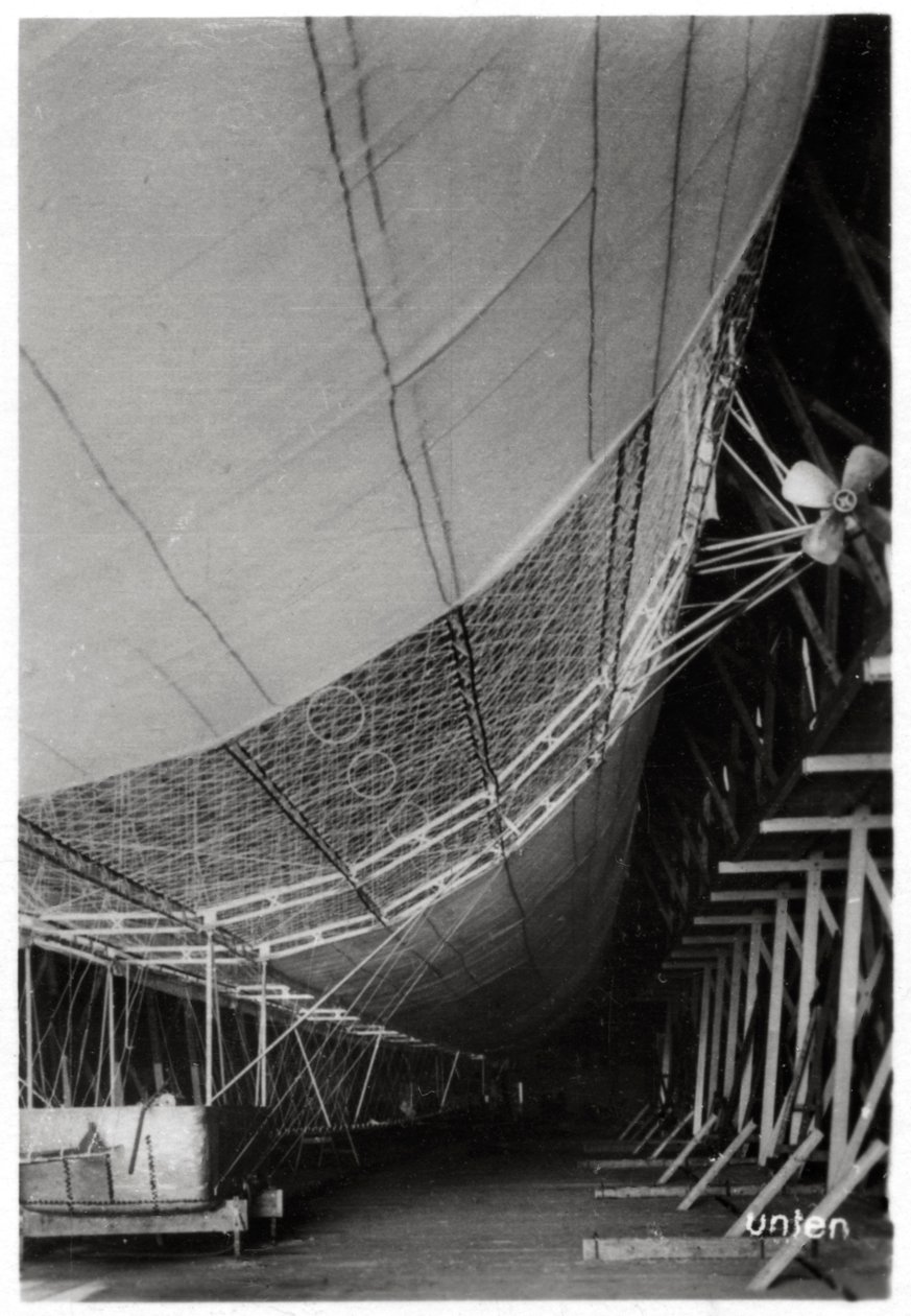 Dirigible LZ1 Graf Zeppelin en construcción, 1899 1933 de Unbekannt