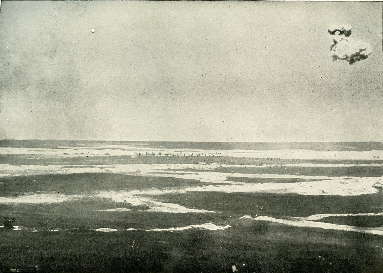 Un ataque de infantería en el Somme, 1919 de Unbekannt