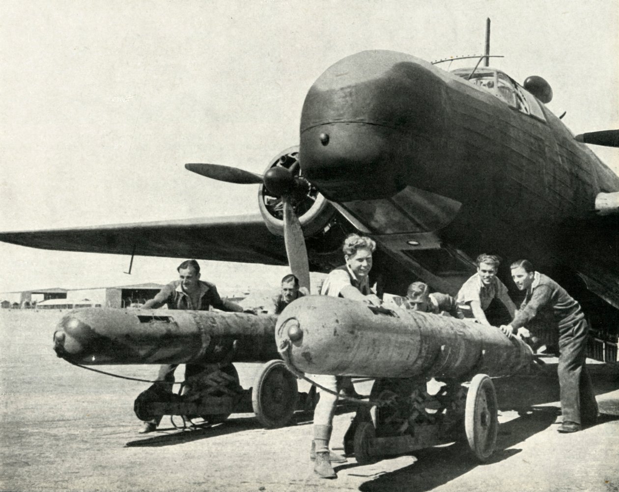 Un avión que podía llevar torpedos a lo largo de muchos cientos de millas, c1942-1943, 1945 de Unbekannt