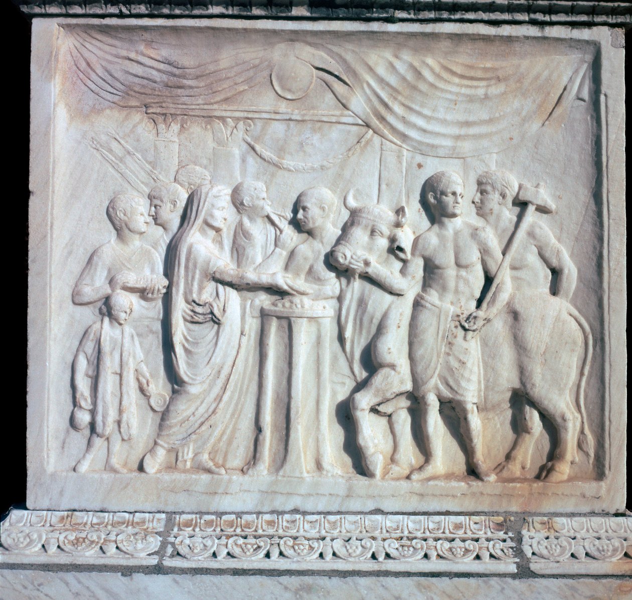 Un altar dedicado al culto imperial romano, siglo I de Unbekannt