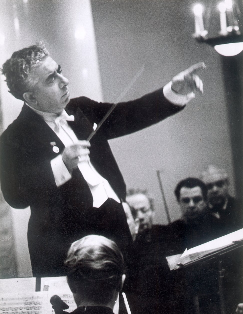 Aram Khachaturian, compositor soviético-armenio, años 1960 de Unbekannt