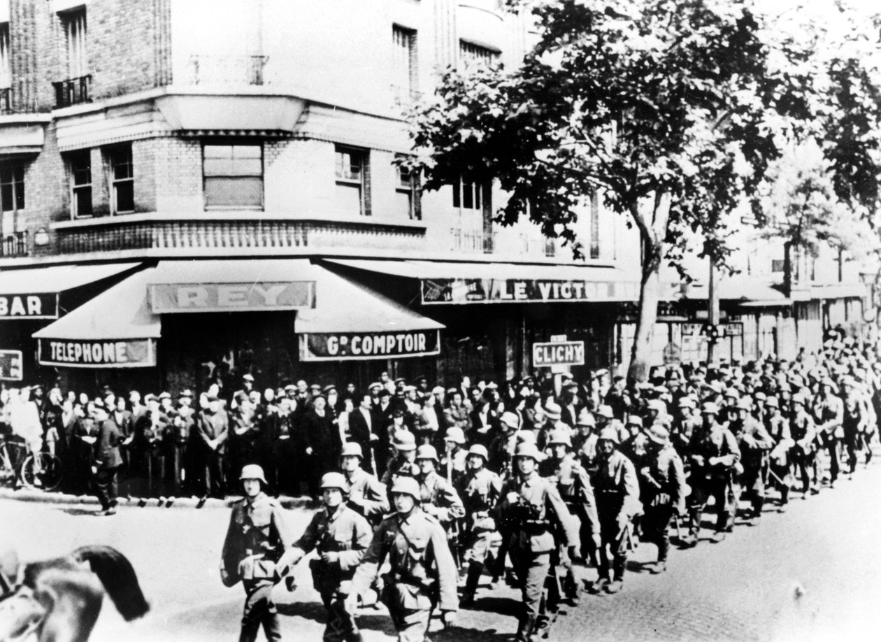 Llegada de las primeras tropas alemanas a París, junio de 1940 de Unbekannt