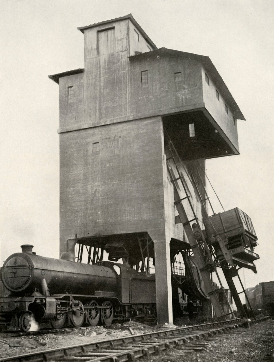 Cargado Automático de Carbón en la Estación de Hornsey, Middlesex, 1935 de Unbekannt