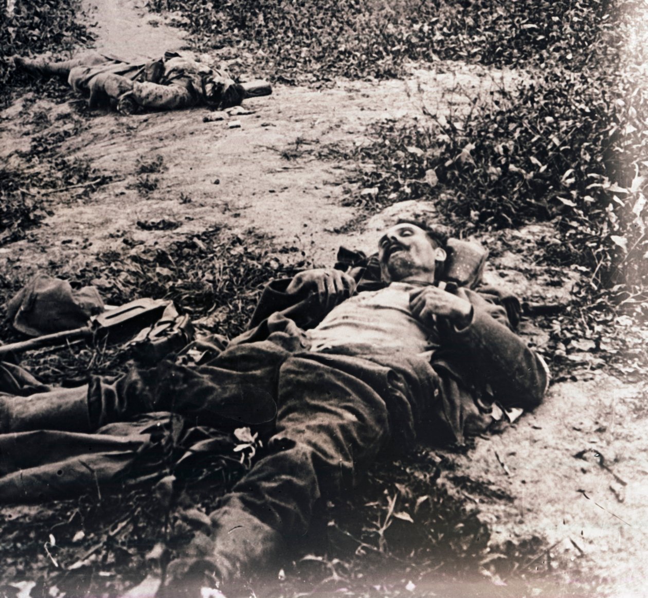 Cuerpos de soldados muertos, c1914-c1918 de Unbekannt