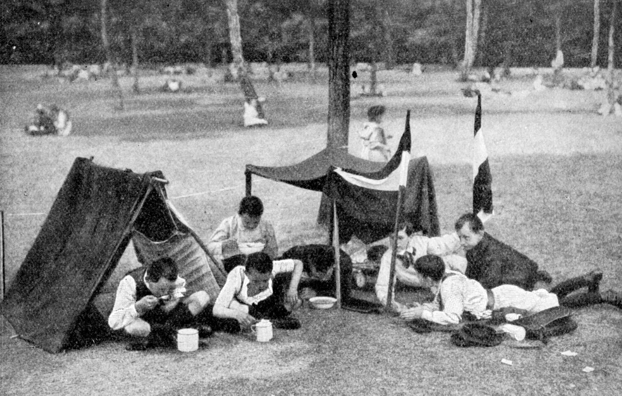 Niños acampando, Berlín, Alemania de Unbekannt