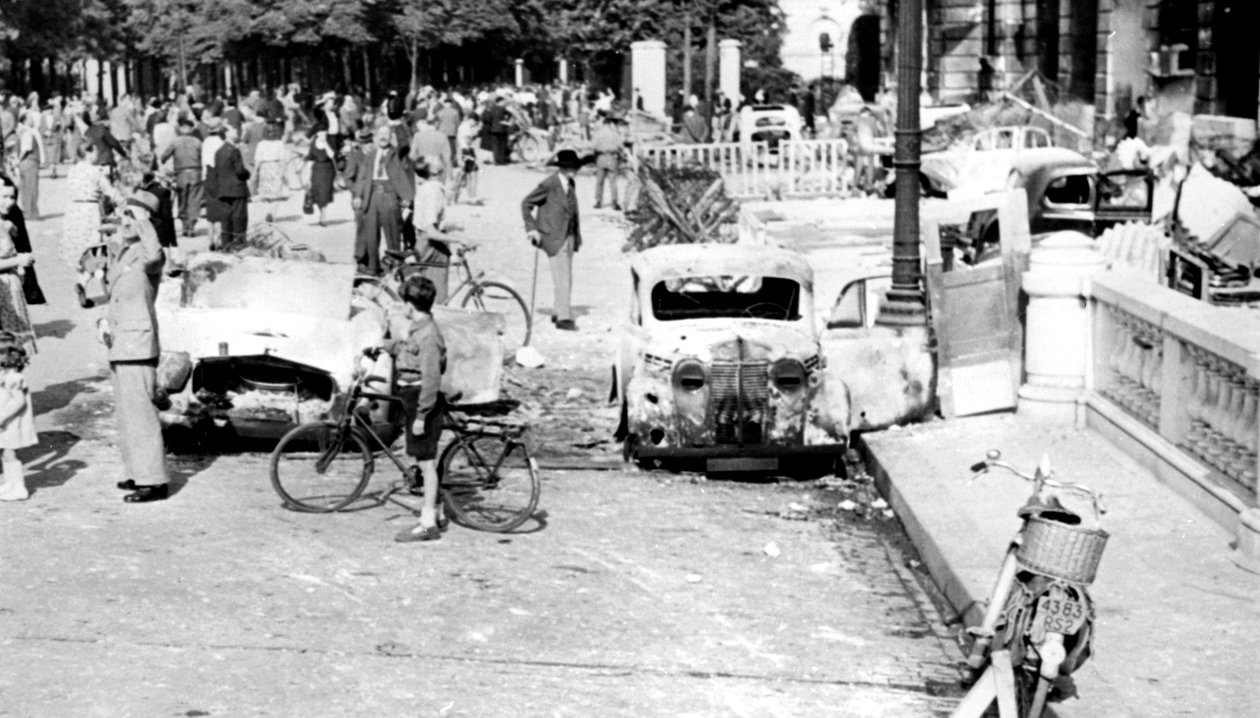 Coches quemados, Place de la Concorde, liberación de París, agosto de 1944 de Unbekannt