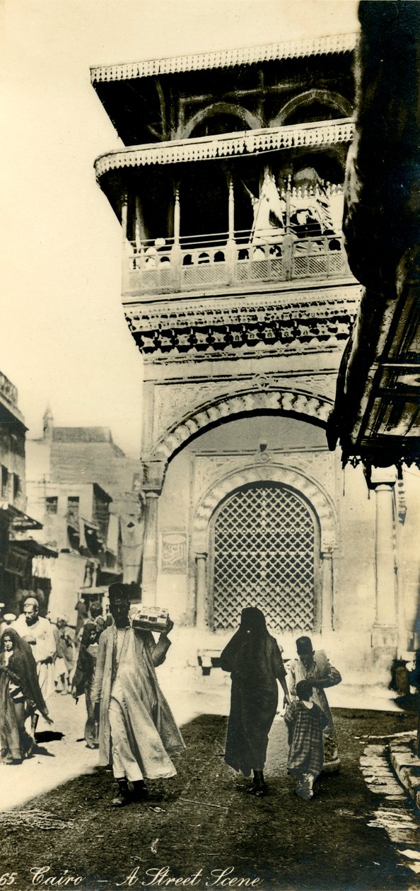 El Cairo - Una escena callejera, c1918-c1939 de Unbekannt