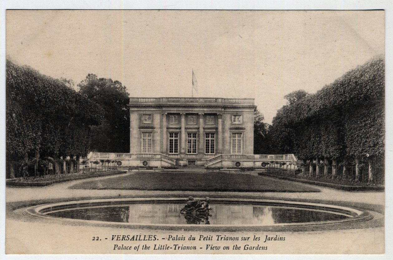 Chateau de Versailles: vista exterior del Palacio del Gran Trianon en los jardines - Postal finales del siglo XIX-XX de Unbekannt